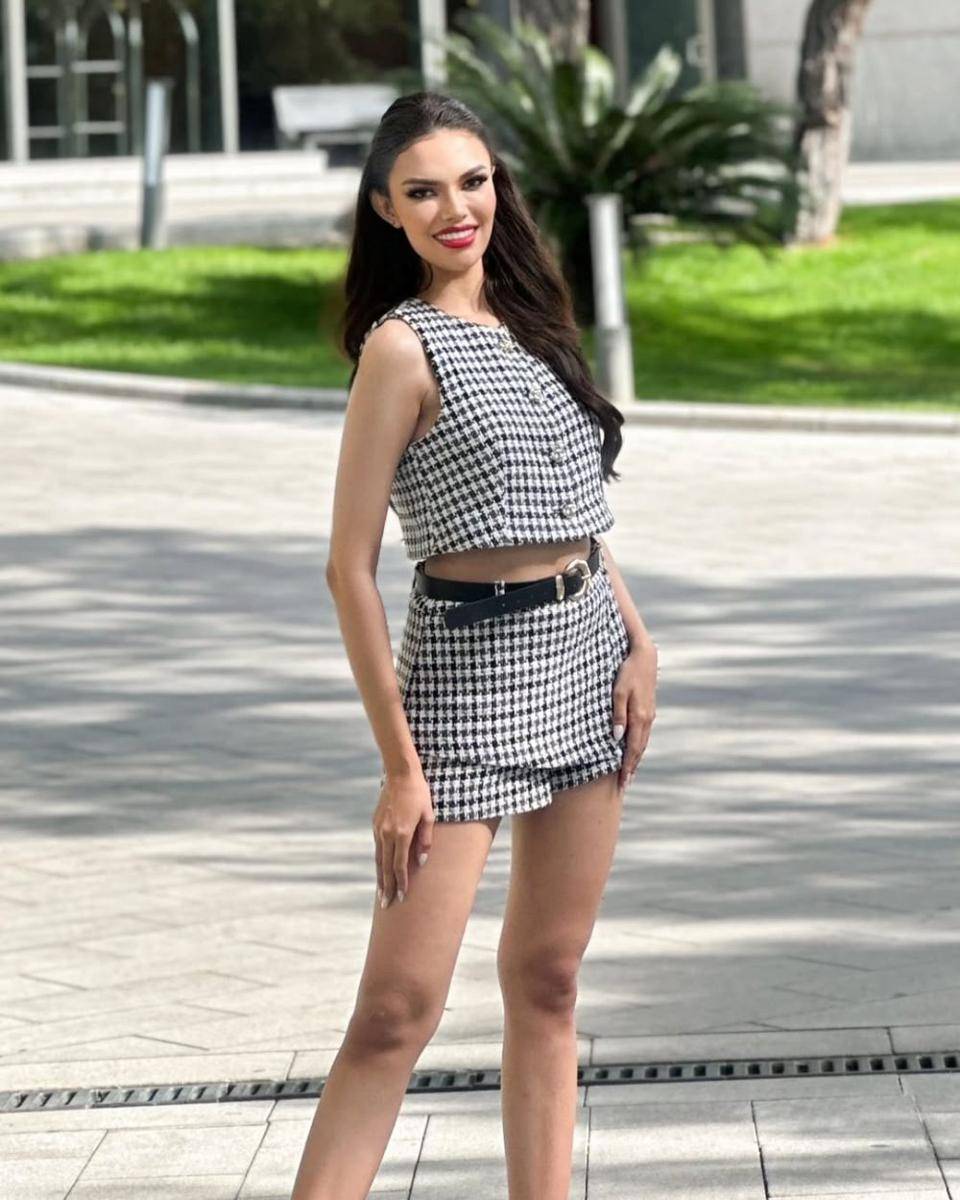 Potret Keberangkatan Ayu Michelle ke Miss Aura International 2025 (Instagram.com/ayumichellee)
