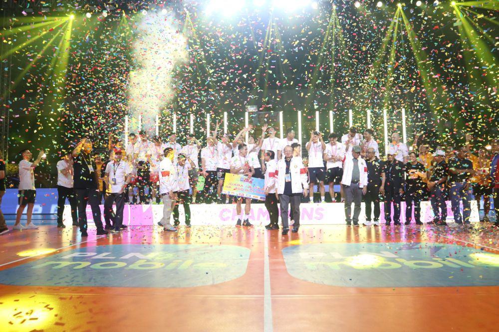 Tim voli putra Jakarta Bhayangkara Presisi berhasil mempertahankan gelar juara PLN Mobile Proliga 2025 setelah mengalahkan Jakarta LavAni Livin' Transmedia dengan meraih skor 3-2 pada babak grand final di GOR Amongrogo Yogyakarta, Minggu (11/5/2025) malam. (dok. Proliga2025)
