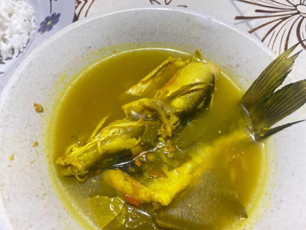 Resep Lempah Kuning Ikan Baong khas Bangka, Pakai Pucuk Idat