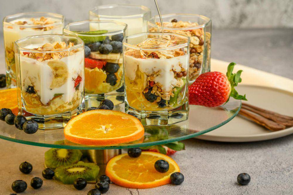 ilustrasi yogurt parfrait (pixabay.com/Jana Ohajdova)
