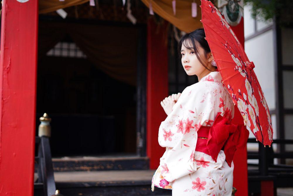 ilustrasi kimono (unsplash.com/Lyu JackSon)