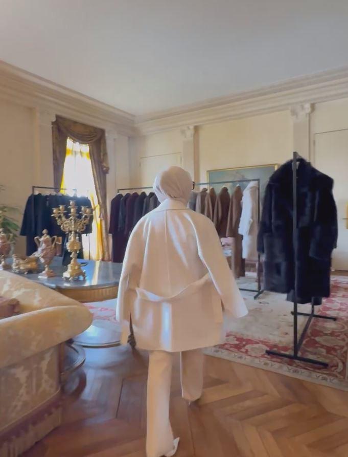 Syahrini Private Shopping di Paris (Instagram.com/princessyahrini)