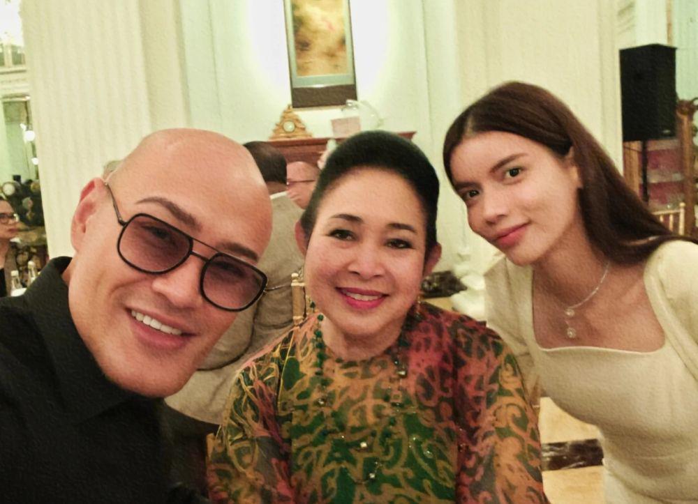 artis di ulang tahun Titiek Soeharto (instagram.com/mastercorbuzier)