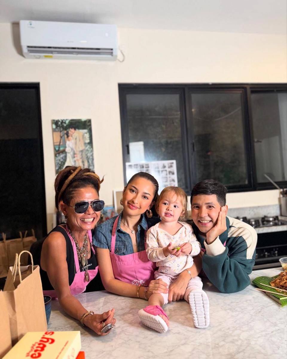 Jirayut Ketemu Mertua Jennifer Coppen (Instagram.com/jirayutdaa4official)