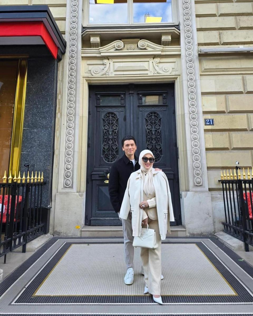 Syahrini Private Shopping di Paris (Instagram.com/princessyahrini)