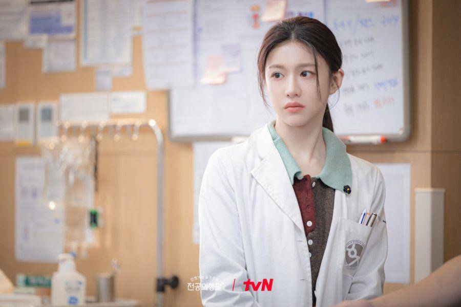 still cut Resident Playbook (dok.tvN/Resident Playbook)