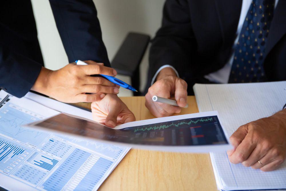 ilustrasi investasi (freepik.com/pch.vector)