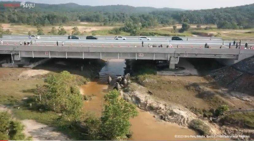terowongan gajah (youtube.com/Sekretariat Presiden)