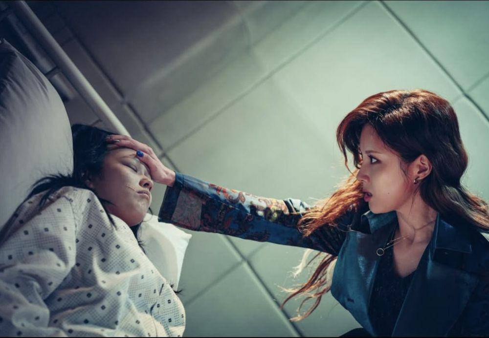 cuplikan film Holy Night: Demon Hunters (Instagram.com/lotteent.movie)