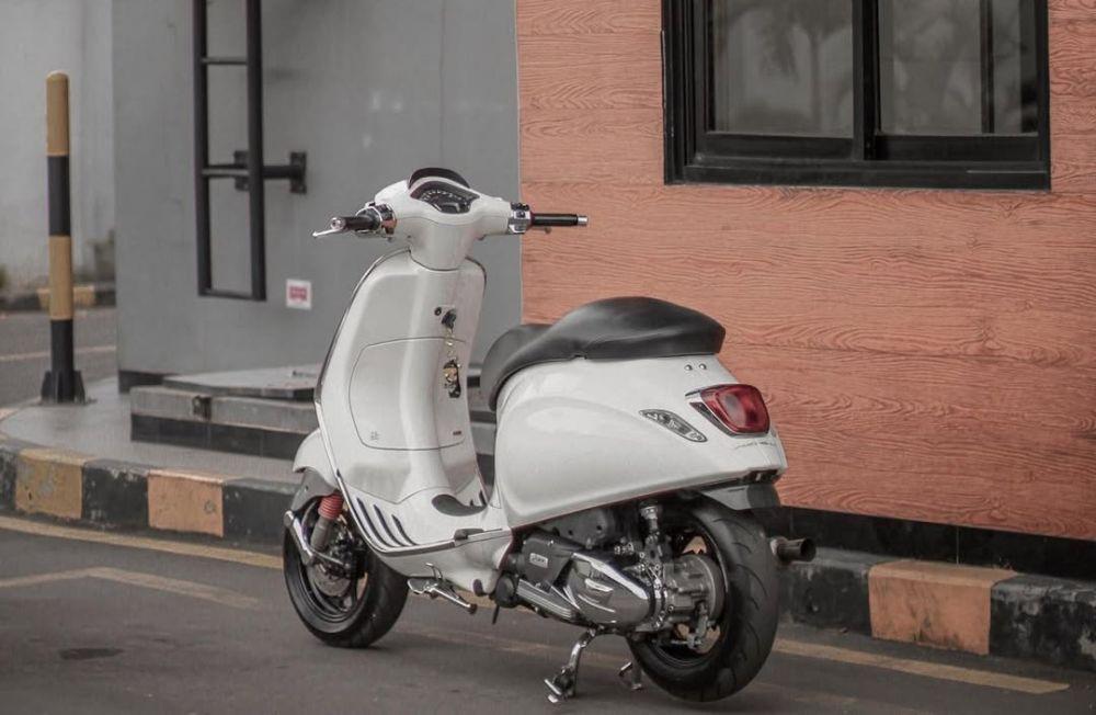 Simulasi Kredit Vespa Sprint 150 untuk Semua Tipe