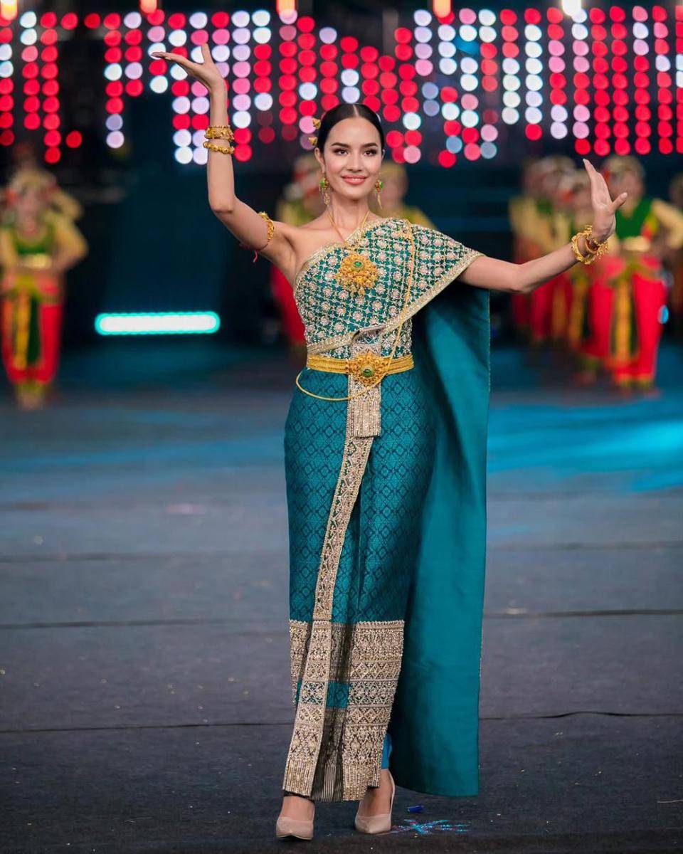 Potret Finalis dari Asia Tenggara di Opening Ceremony Miss World 2025 (Ricardo Siviero for Instagram.com/missworld)
