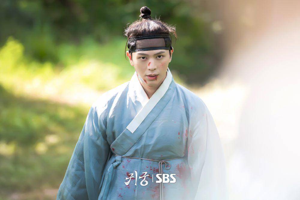 Yook Sungjae BTOB di The Haunted Palace (instagram.com/sbsdrama.official)