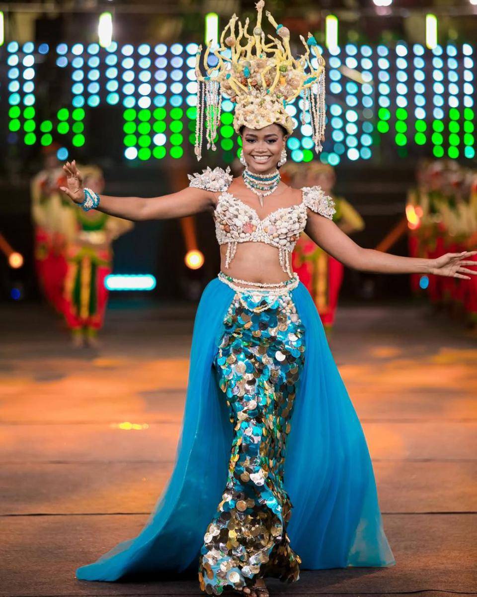 Potret Finalis dari Afrika di Opening Ceremony Miss World 2025 (Ricardo Siviero for Instagram.com/missworld)