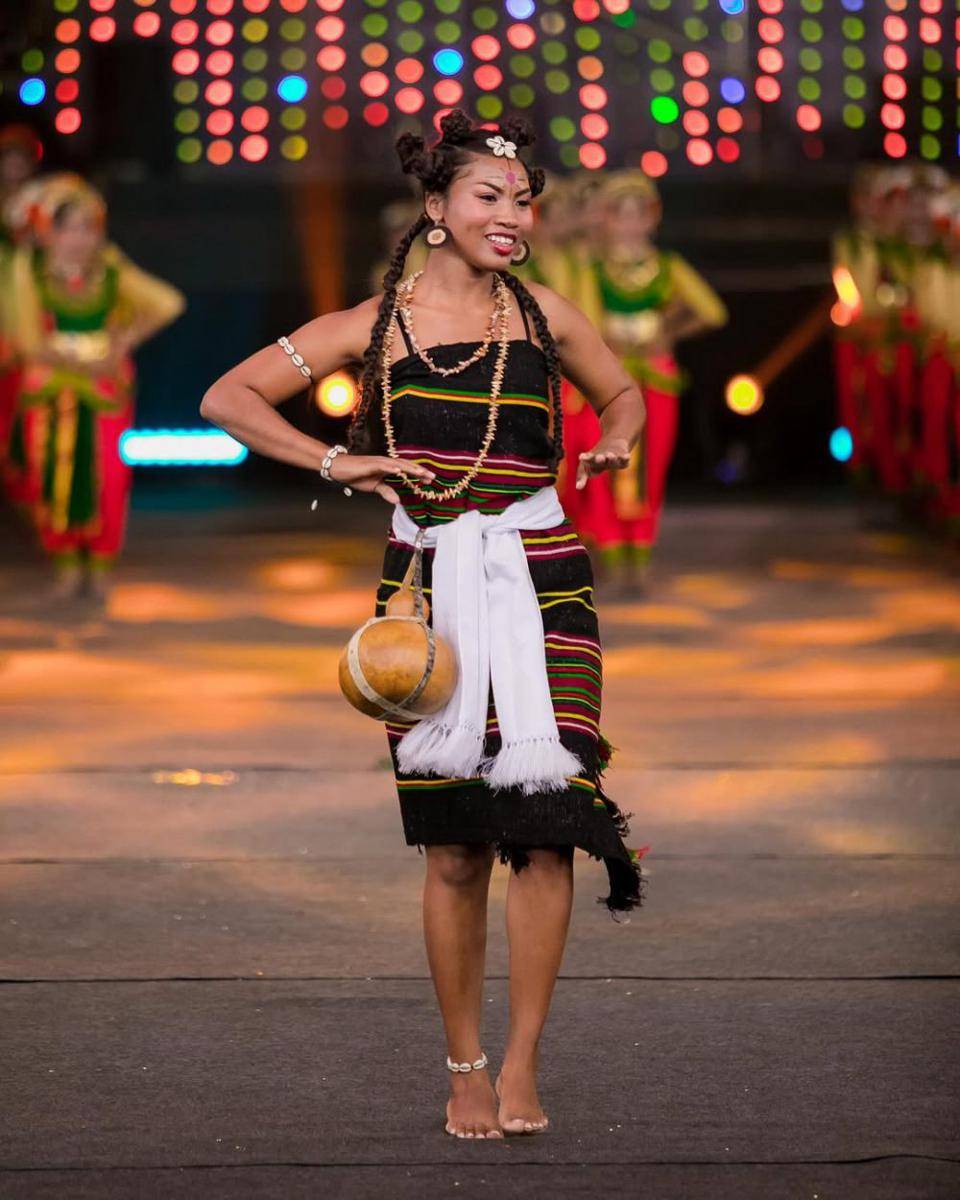 Potret Finalis dari Afrika di Opening Ceremony Miss World 2025 (Ricardo Siviero for Instagram.com/missworld)