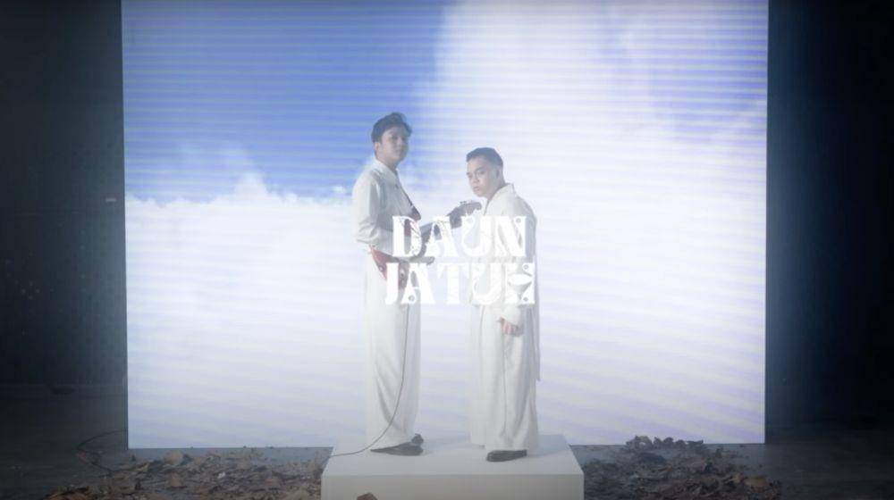 Daun Jatuh (dok. Warner Music Indonesia)
