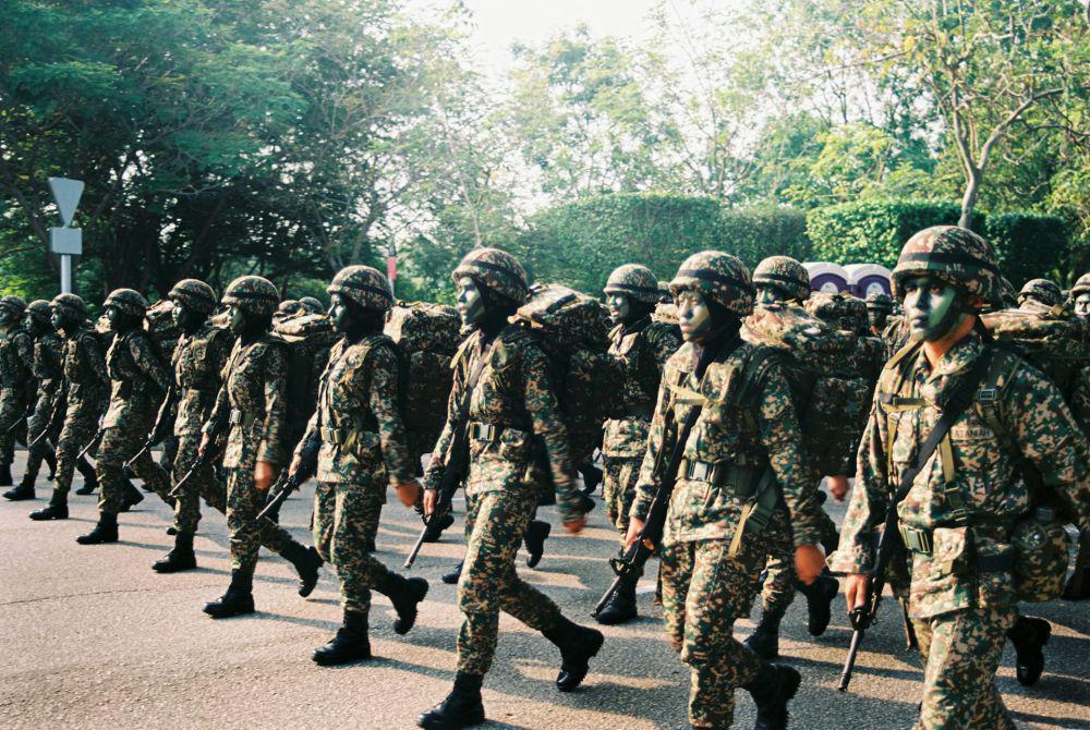 4 Cara Keren Hindari Barak Militer Dedi Mulyadi