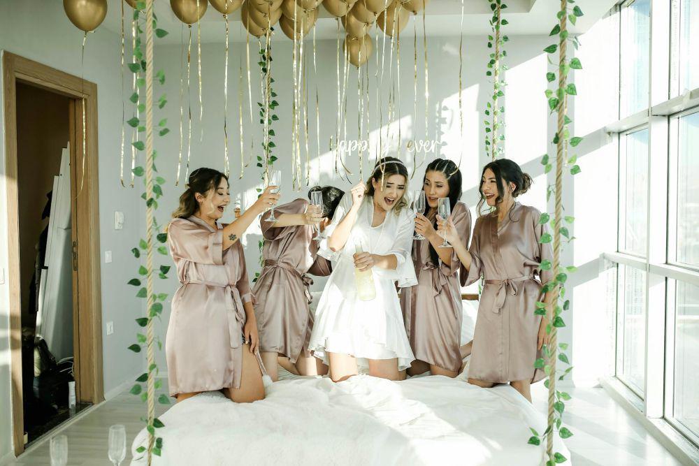 ilustrasi bachelorette party (pexels.com/Melike B)