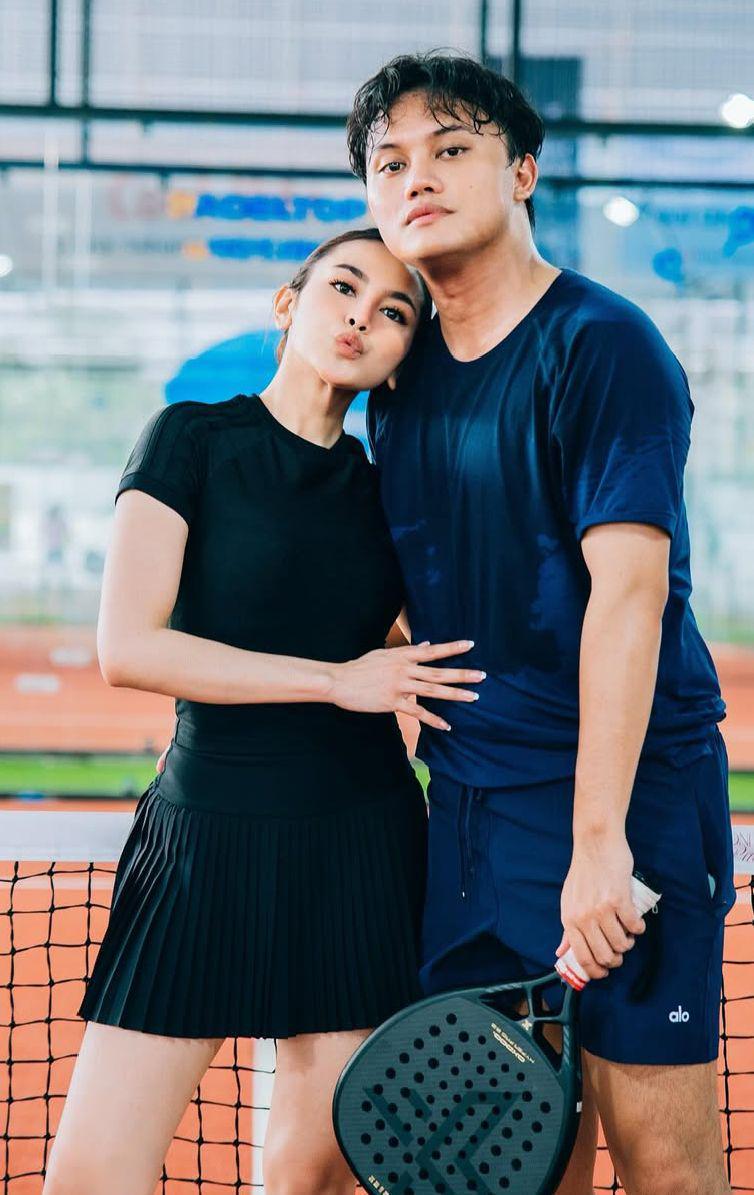 pasangan seleb main padel (instagram.com/rizkyfbian)