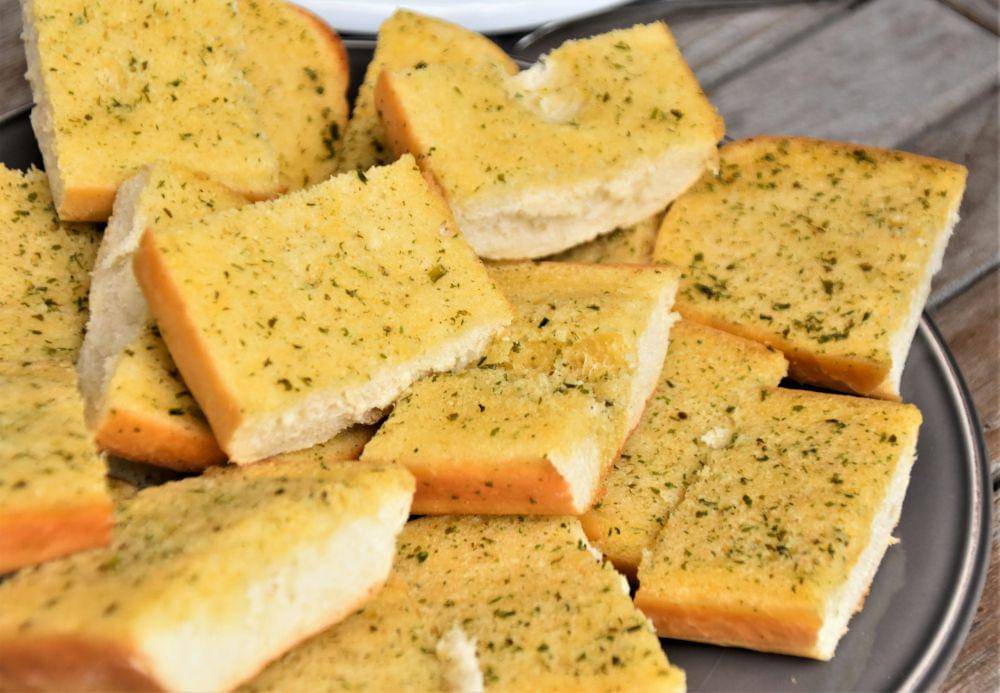 Potret garlic bread