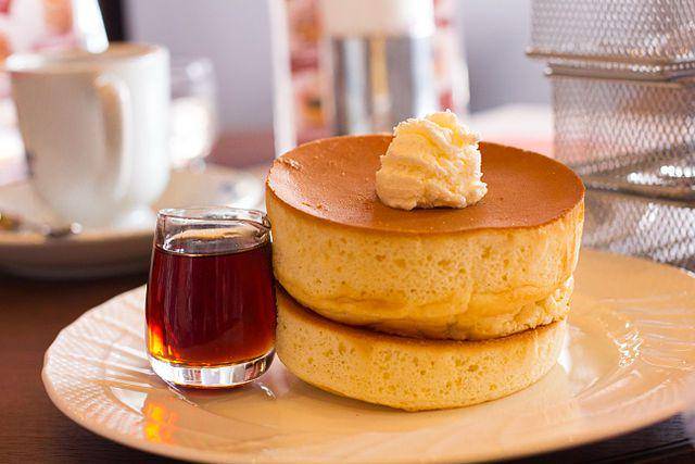 ilustrasi soufflé pancake (commons.wikimedia.org/t-mizo)