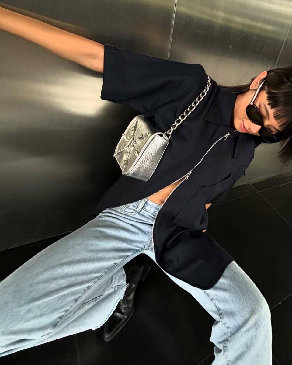 ide mix and match outfit denim ala Helen Hiu (instagram.com/helenhiuu)