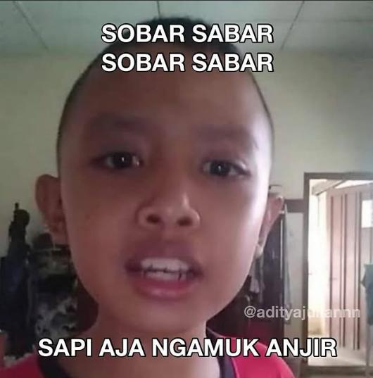 Meme ketika hidup isinya sabar mulu (instagram.com/buzzumum)