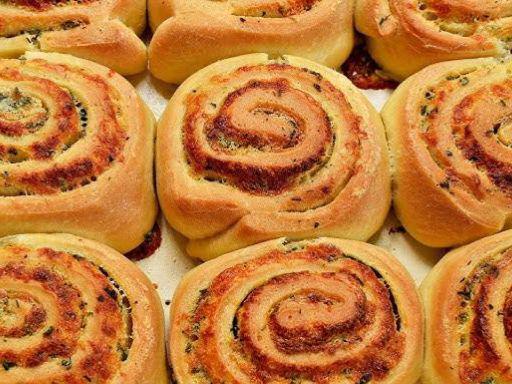 Resep Garlic Cheese Roll, Gurihnya Nikmat di Setiap Lapisan