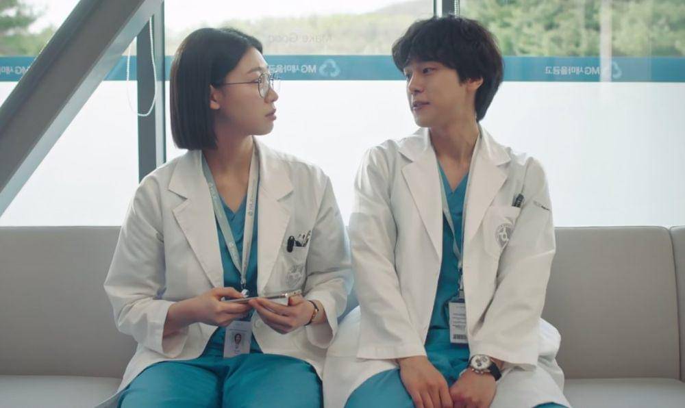 Cuplikan Resident Playbook (dok.tvN/Resident Playbook)