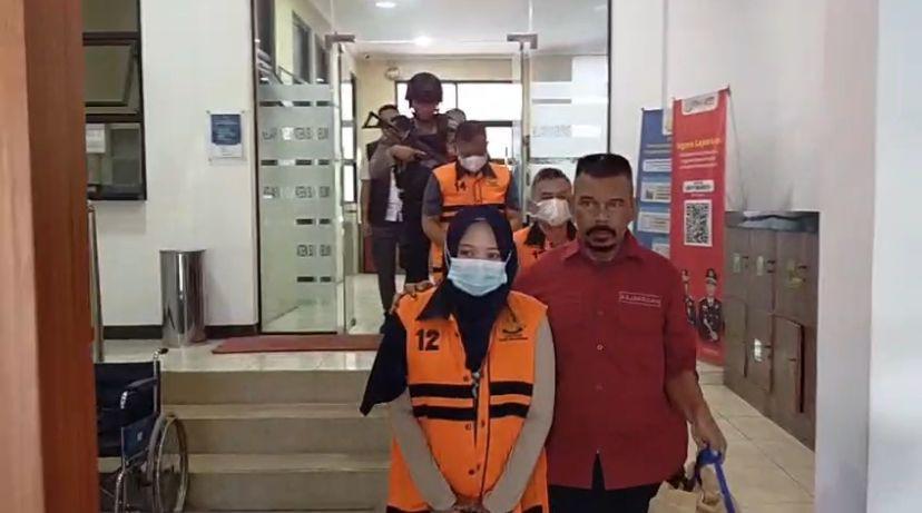 Diduga Korupsi Rp1,1 M, ASN dan Pegawai Swasta Sukabumi Ditahan
