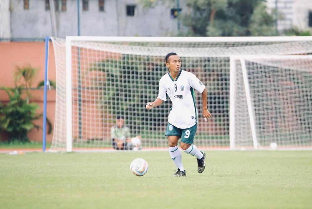 Fahrul Aditia saat memperkuat tim sepak bola Pra-PON Jawa Timur pada tahun 2024. (Instagram.com/afahruladitia_)