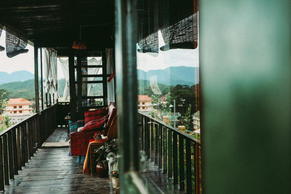 ilustrasi balkon (pexels.com/Dương Nhân)