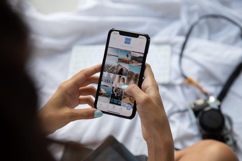 5 Aplikasi Menggabungkan Foto, Bisa untuk Android dan iOS