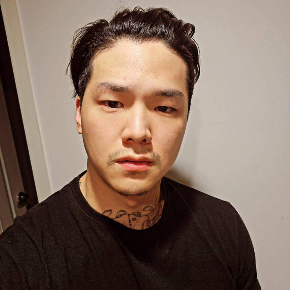 C.A.P eks Teen Top (instagram.com/bangminsu1992)