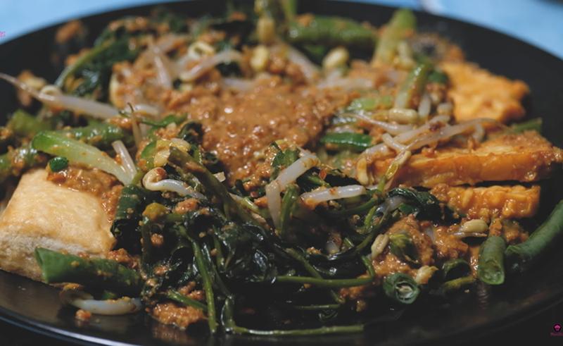 Resep Bumbu Pecel Vegan yang Rasanya Manis Legit