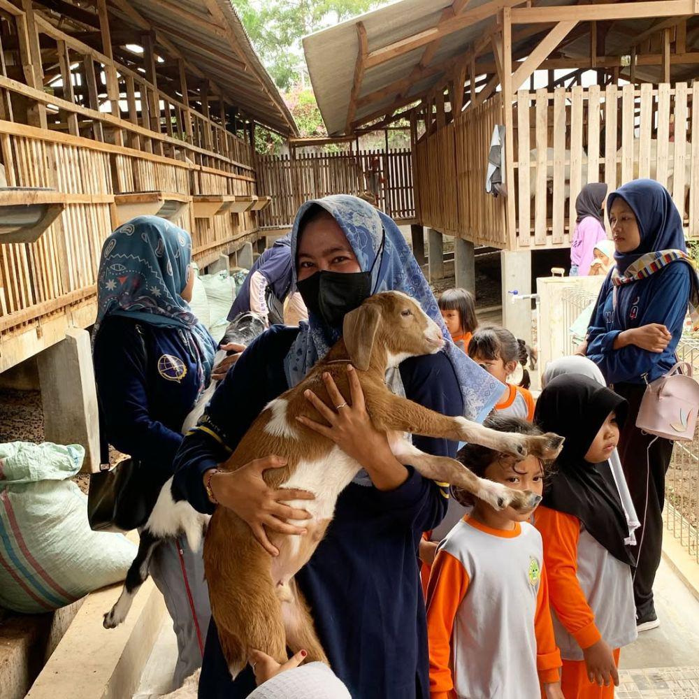 Telaga Rizky 21, Destinasi Eduwisata Hits Terbaru di Kota Metro