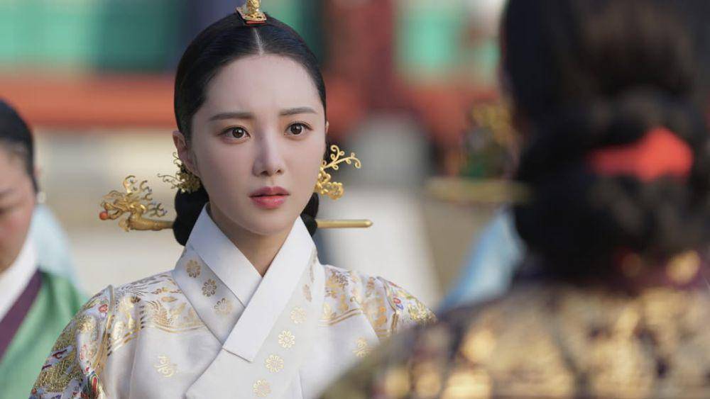 Han So Eun di The Haunted Palace (instagram.com/simstory_official)