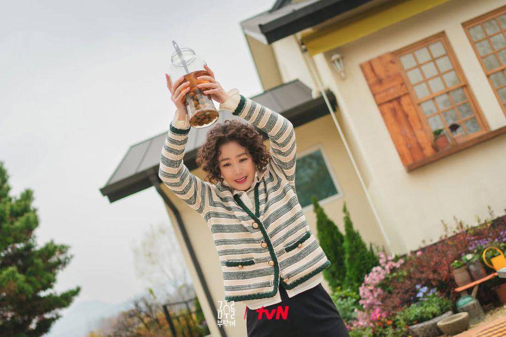 still cut drama Second Shot at Love (instagram.com/tvn_drama)