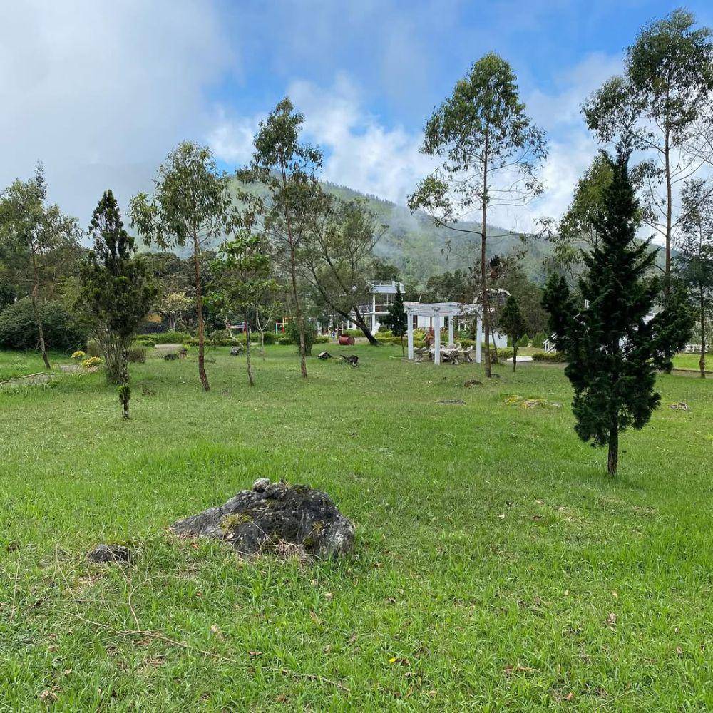 Tirto Gumarang Park, Magetan, Jawa Timur (instagram.com/tirtogumarangpark)