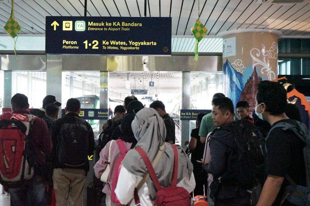 Penumpang KA Bandara YIA. (Dok. Istimewa)