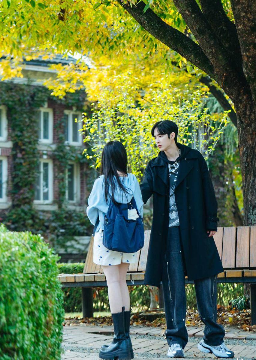 Ha Yoo Joon dan Park Ji Hu di KDrama Spring of Youth (dok.SBS/Spring of Youth)