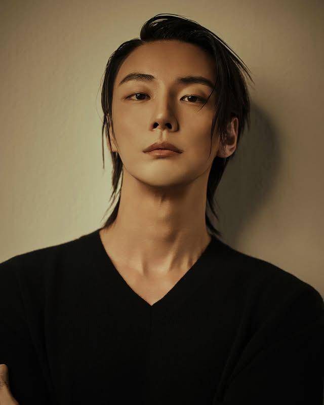 Yoon Shi Yoon (Instagram.com/_yunsiyun)