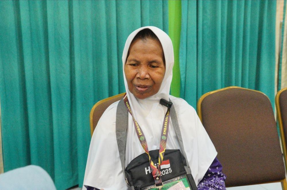 Kisah Diyem, dari Jamu Gendong ke Gerobak Hingga Tanah Suci