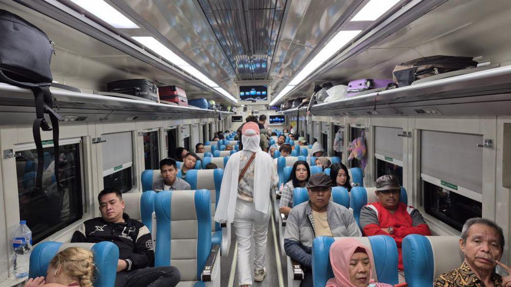 Penumpang kereta api. (Dok. Istimewa)