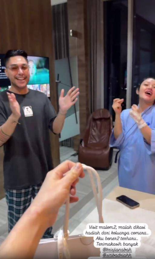 Siti Badriah melahirkan anak kedua (Instagram.com/krisjianabah)