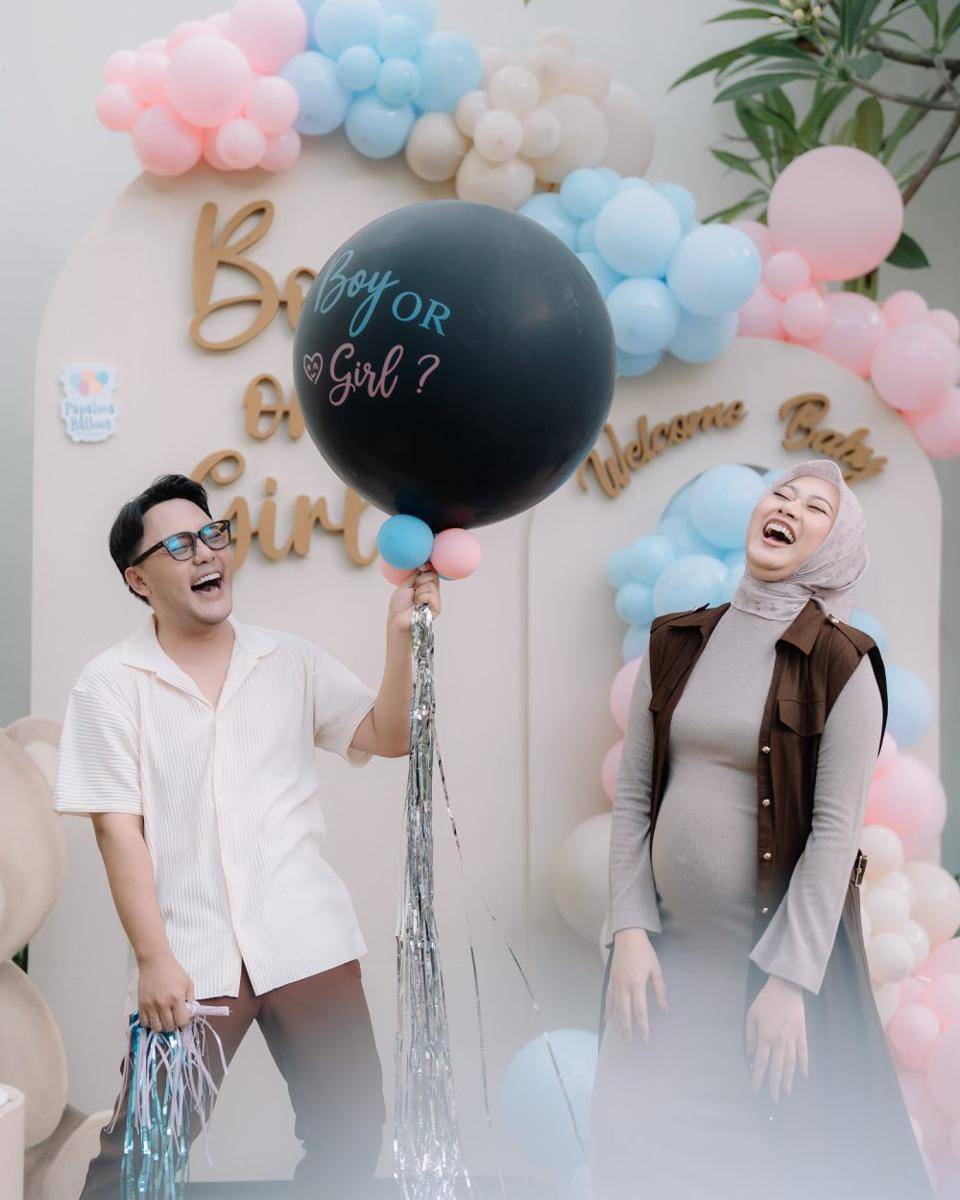 potret gender reveal istri Danang Pradana (danang_official91)