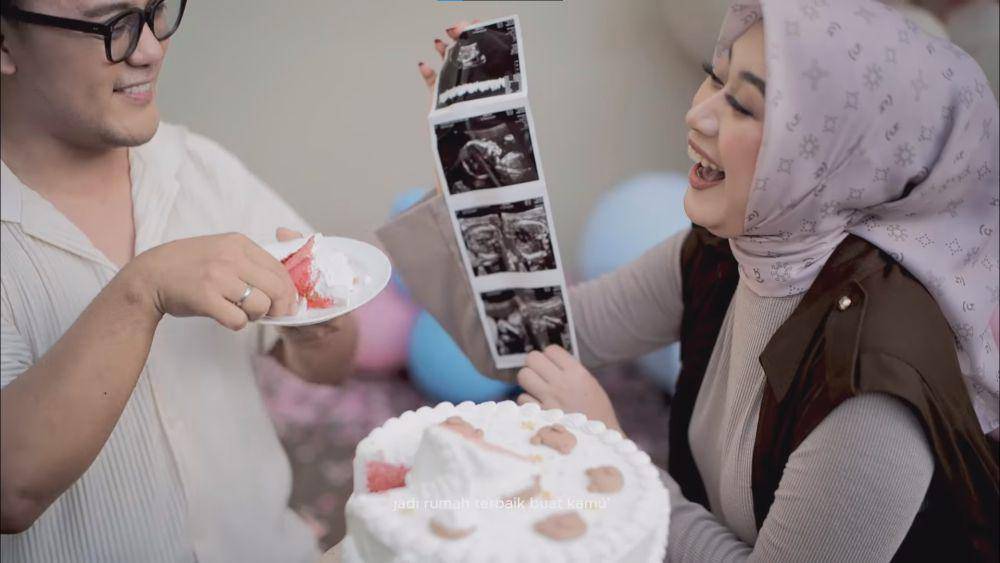 potret gender reveal istri Danang Pradana (danang_official91)