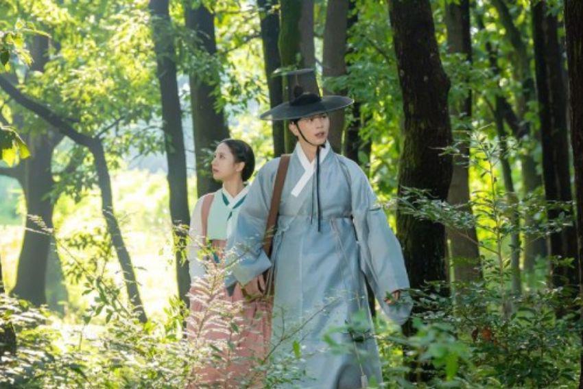 [QUIZ] Hantu Apakah yang Bakal Ganggu Kamu di The Haunted Palace?