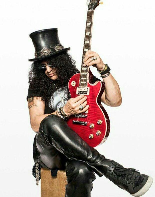 Slash (instagram.com/slash)