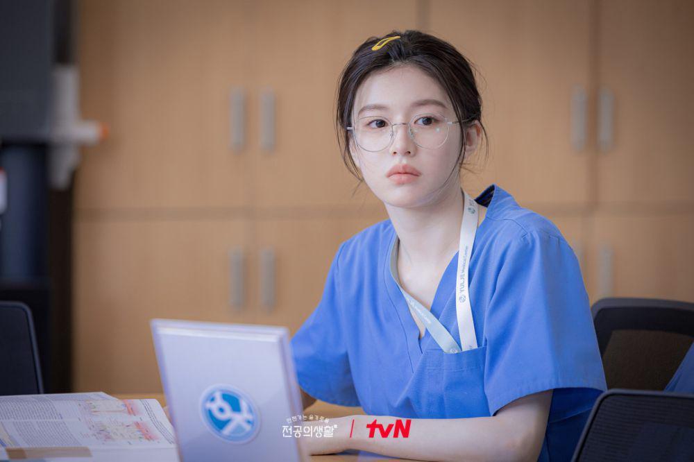 6 Easter Egg Hospital Playlist di Drakor Resident Playbook