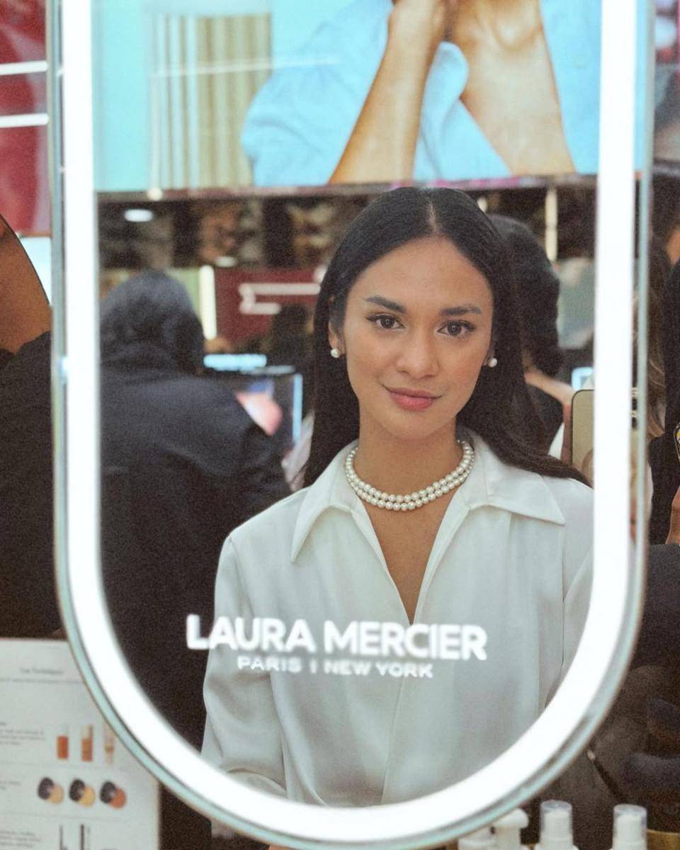 ide makeup kulit sawo matang ala Hana Malasan (instagram.com/hanamalasan)